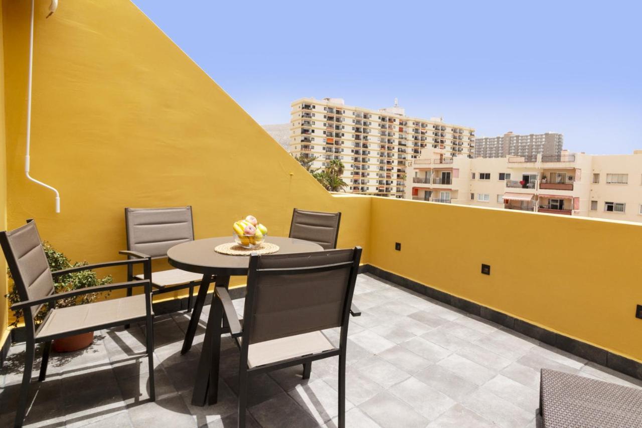 Homeforguest Atico Cecilia Con Vistas Al Mar En Los Cristianos Лос Кристианос Экстерьер фото