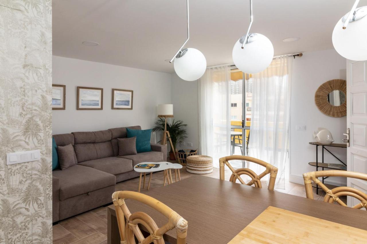 Homeforguest Atico Cecilia Con Vistas Al Mar En Los Cristianos Лос Кристианос Экстерьер фото